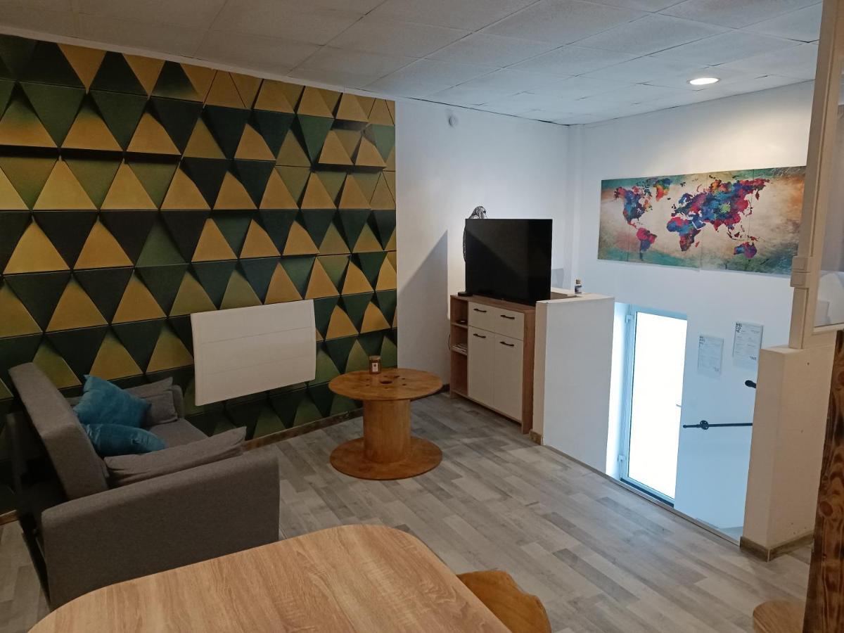 L'Annexe De L'Usine Logement Moderne De Campagne Saint-Quentin-Lamotte-Croix-au-Bailly Экстерьер фото